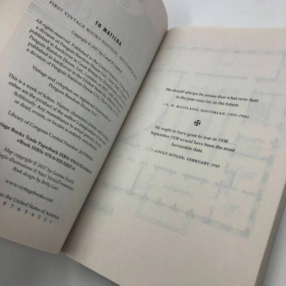 Robert Harris Set of 2 Paperback Fiction Books Dictator Munich NYT Bestseller - Picture 11 of 14